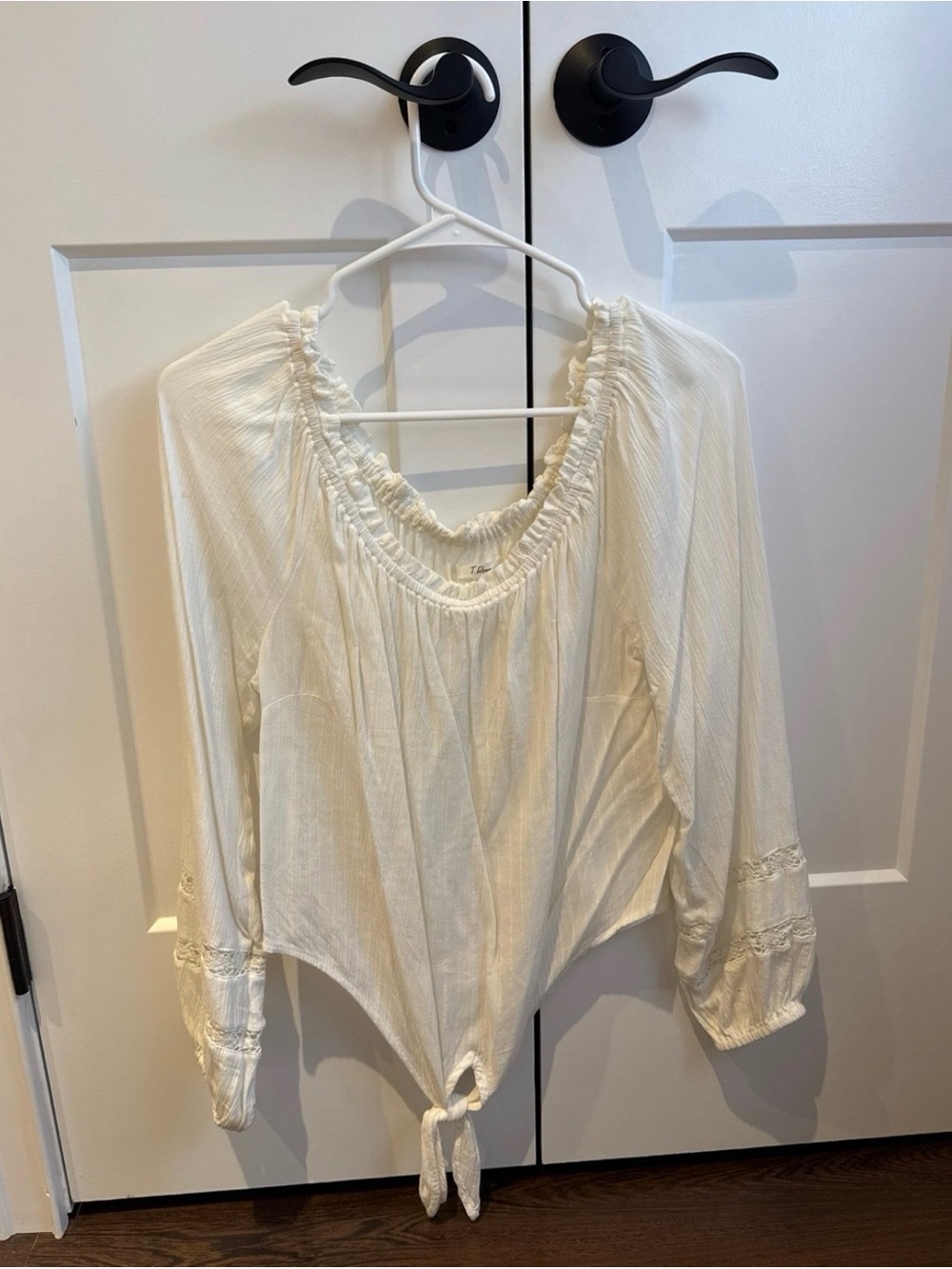 Women's Cream Peasant Tie-Front Blouse